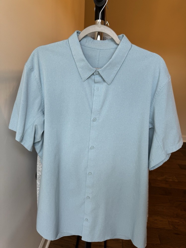 Lululemon Airing Easy Short Sleeve Shirt