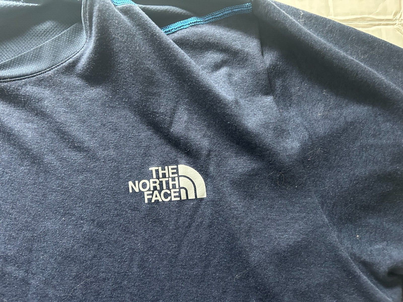 THE NORTH FACE MOUNTAIN ATHLETICS FLASH DRY SIZE XL BLUE SHORT SLEEVE SHIRT gallery