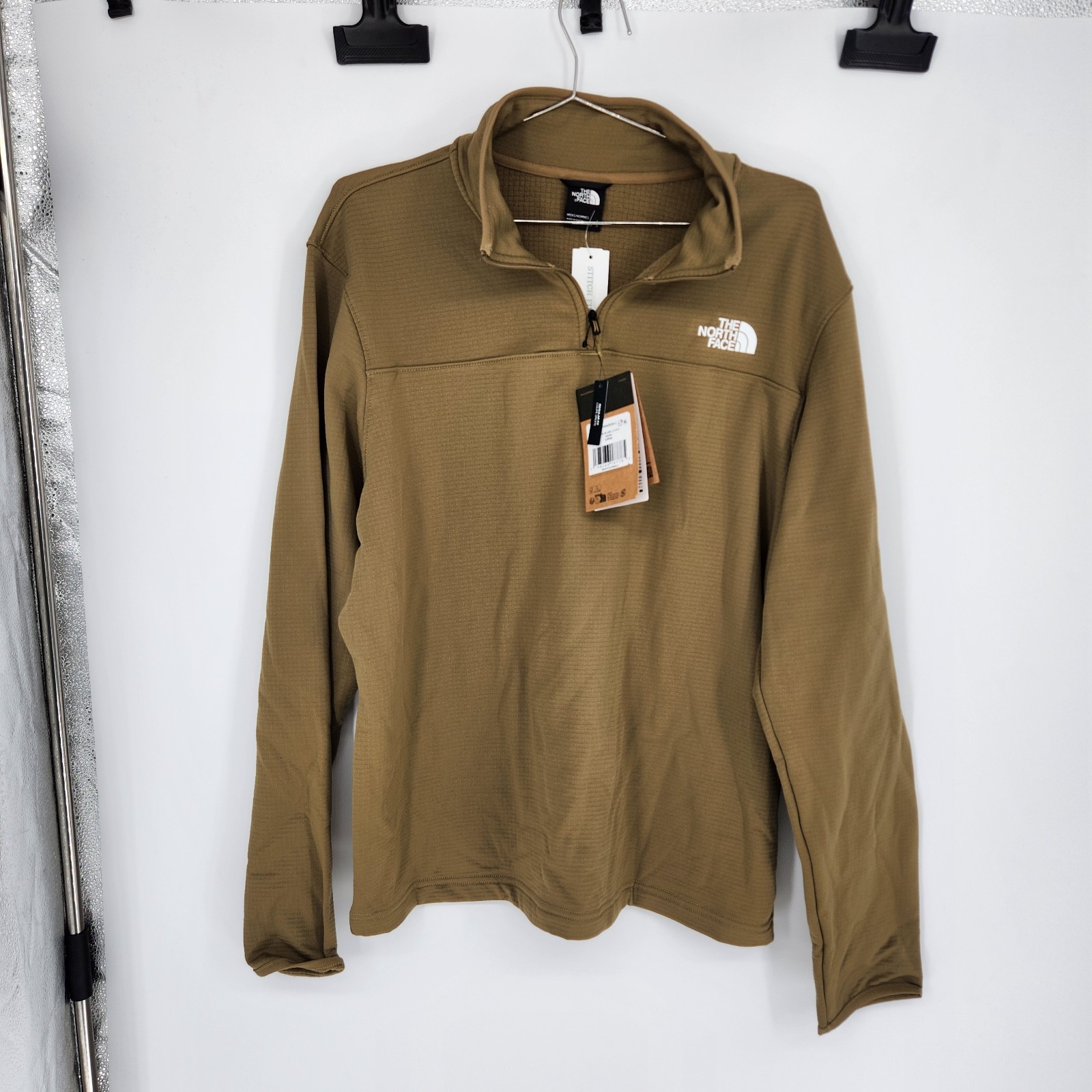 The North Face Men’s Cedar Trail Grid Fleece 1/4 Zip Forest Olive Large gallery
