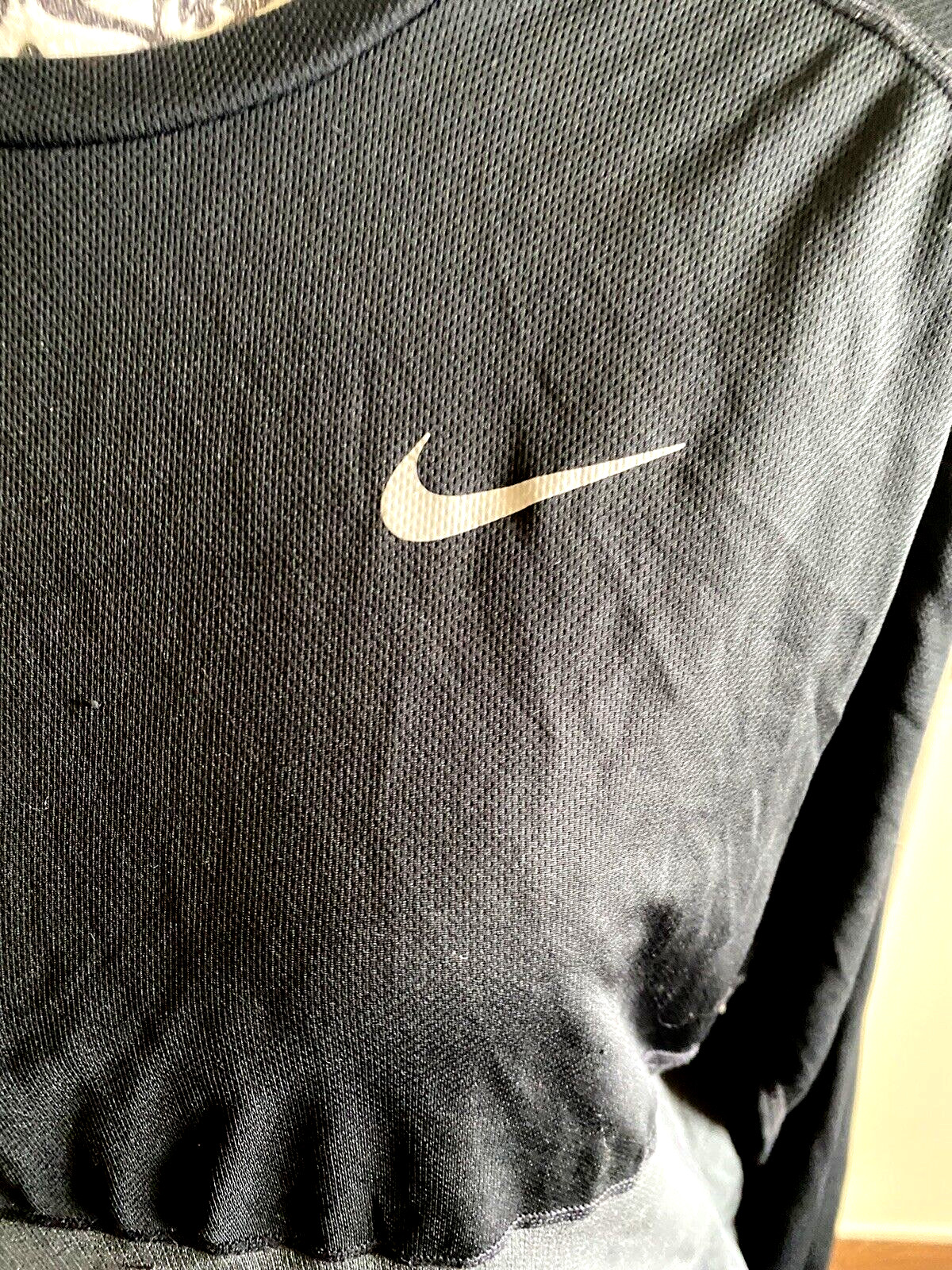 Nike XL running top black and gray dri fit long sleeve shirt Unisex Lightweight gallery