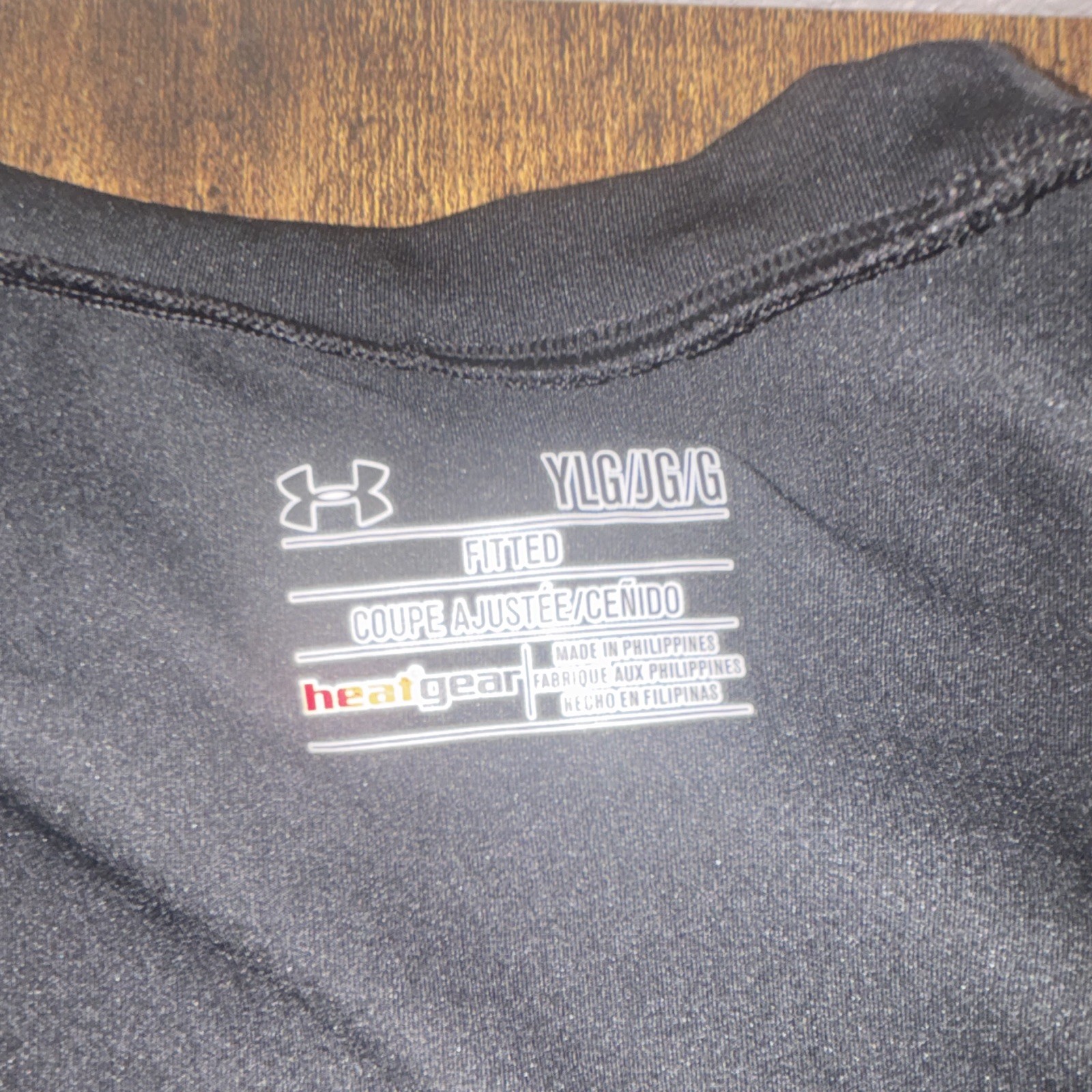 Under Armour HeatGear Fitted Long Sleeve Crew Neck T-Shirt Black Logo YLG gallery
