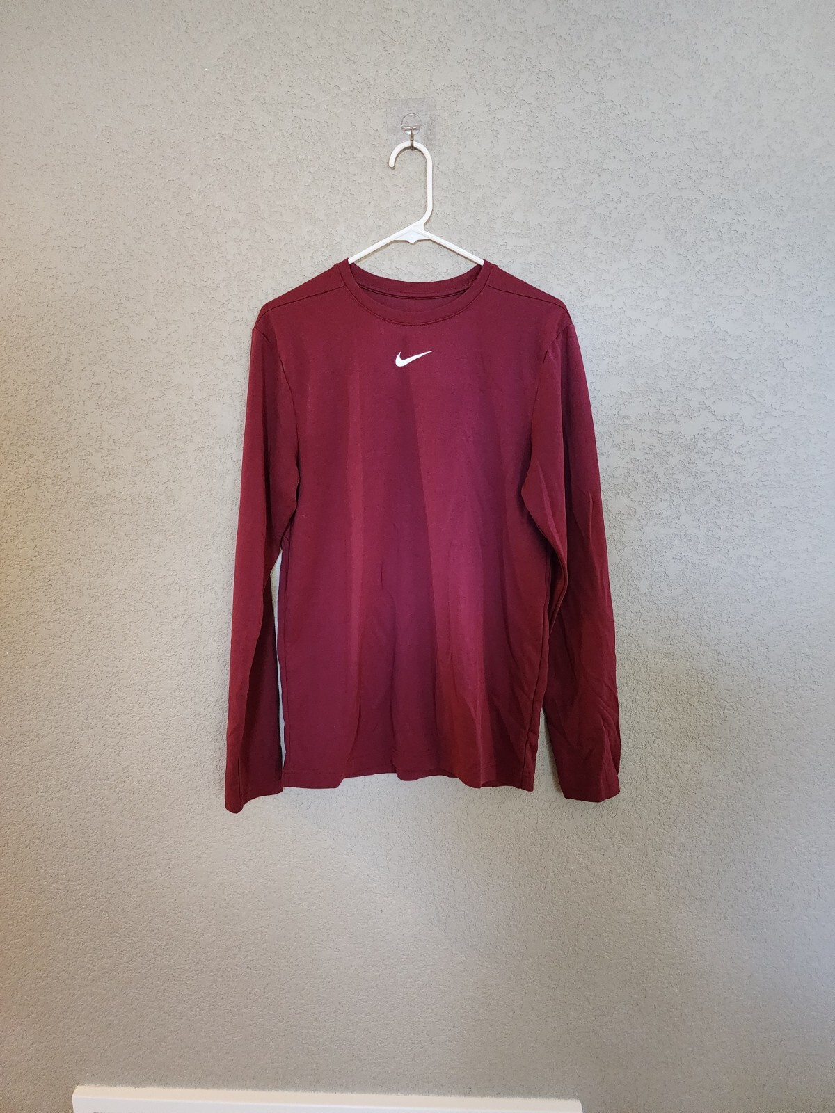 Nike Dry-fit Long Sleeve Tee Size Small 18in Pit To Pit Mens gallery