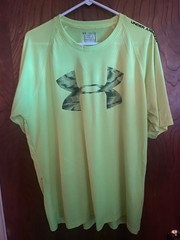 Under Armour Large Shirt Fluorescent Yellow