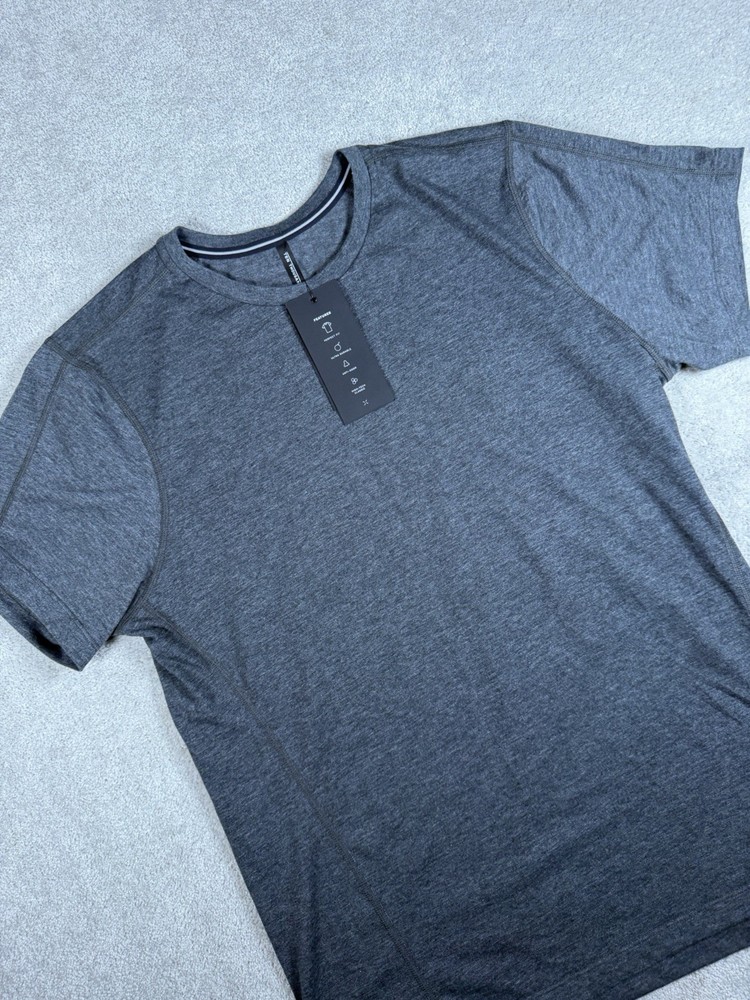 Ten Thousand Mens XL Gray Durable Tee Shirt Performance Anti Odor High Tech New