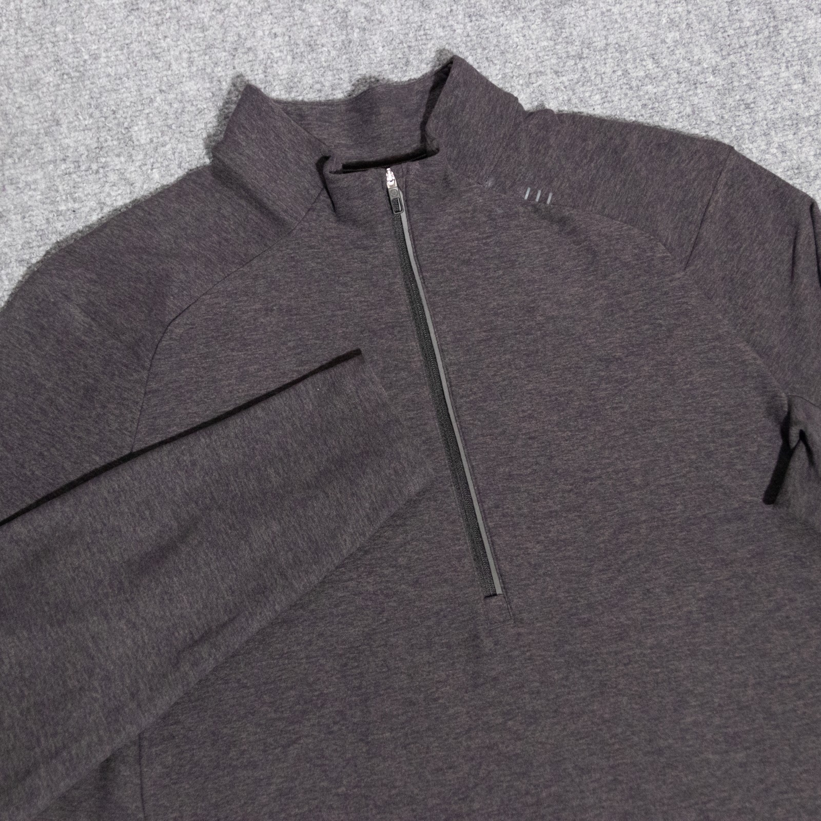 Lululemon Surge Warm 1/2 Zip Performance Stretch Gray Pullover Men's Large Golf gallery