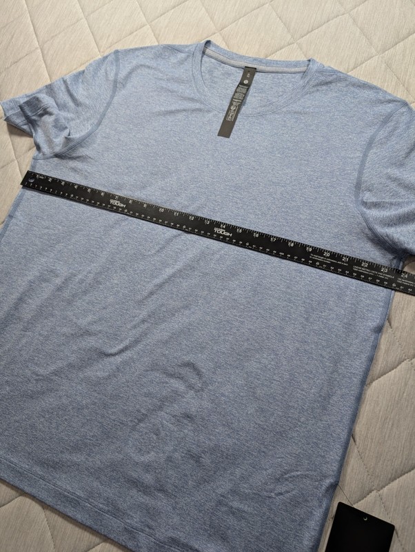 Lululemon Men’s Soft Jersey Short Sleeve T-Shirt Shirt Blue Heather Size XL gallery