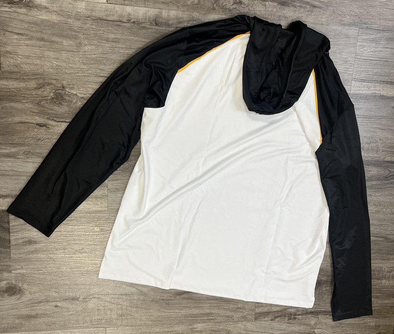 Marucci Shirt Mens 2XL White Black Tech Tee Long Sleeve Hooded Baseball gallery