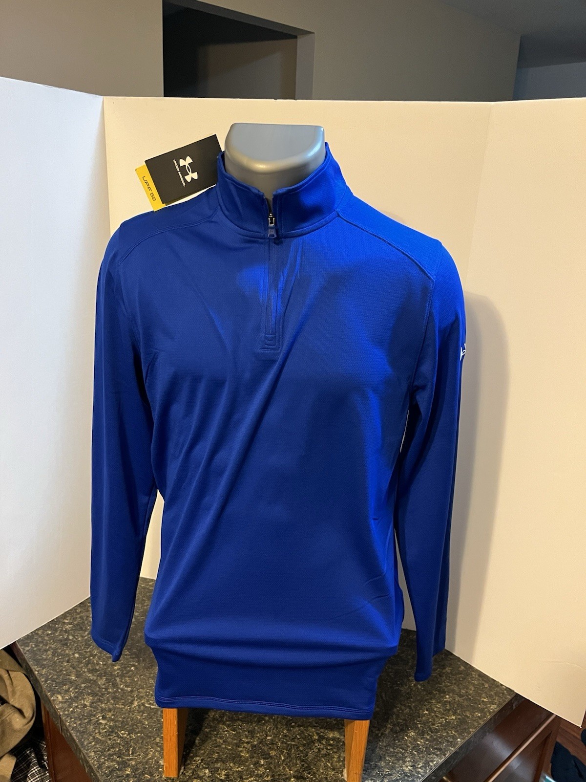 Under Armour Men’s LS 1/4 Zip Pullover Blue Polyester Small - NWT gallery