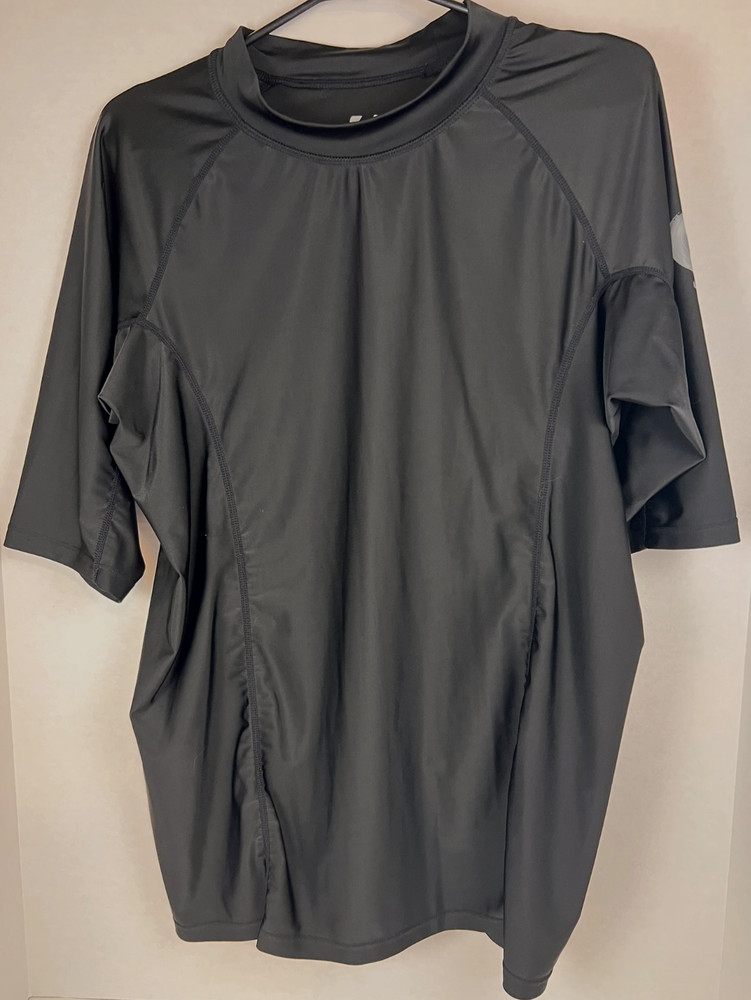 Amplify Men's Athletic Gym, Running, Compression Shirt UV Protection Black M