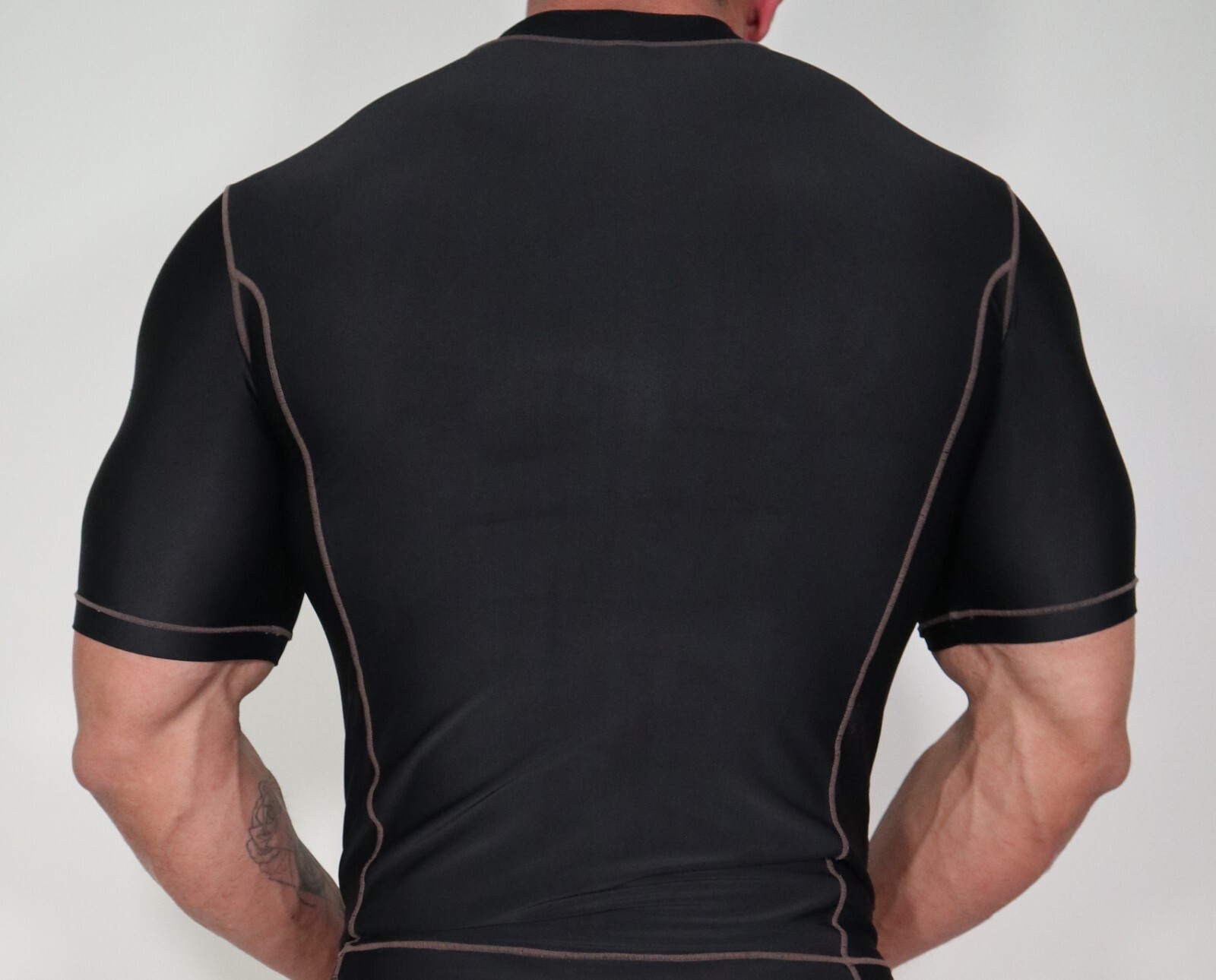 MEN'S BLACK SKULL & BONE SHIRT SIZE XL gallery