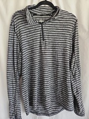 Hind Running Long Sleeve Pullover Size Large Gray And Black