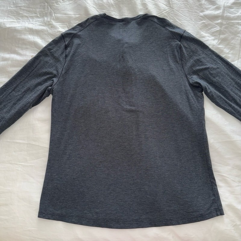 Men’s Lululemon 5 Year Basic Long Sleeve Henley Large Heathered Black gallery