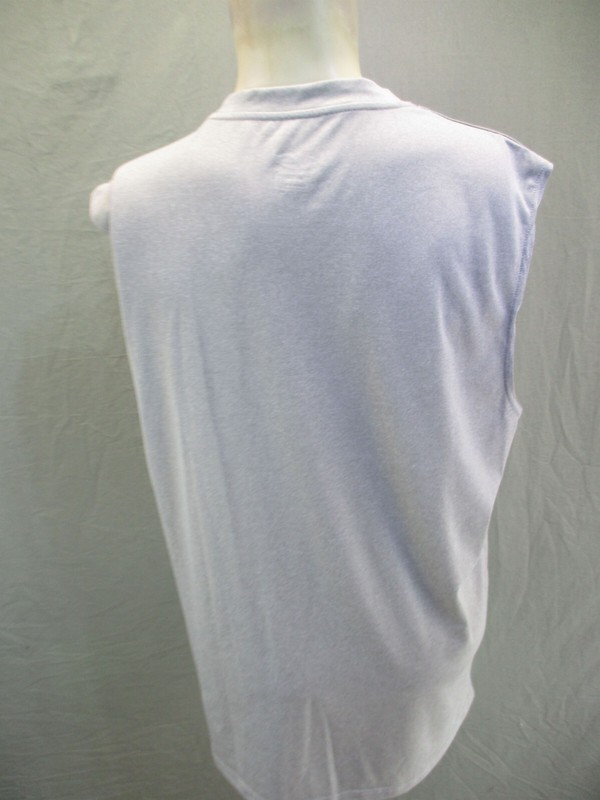 Champion DUO DRY Size M Mens Gray Crew Neck Sleeveless Stretch Athletic Top 363 gallery