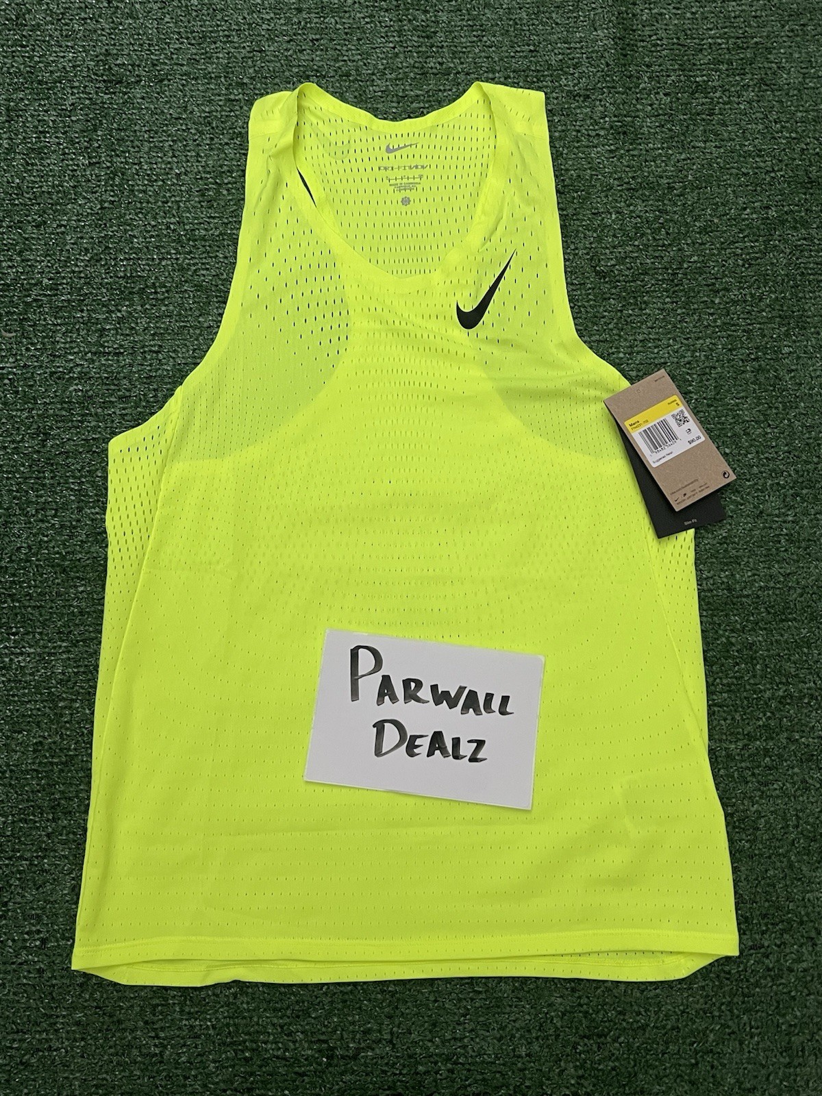 Nike AeroSwift Dri-FIT ADV Running Singlet Tank Volt Men’s Size Small FN4231-702 gallery