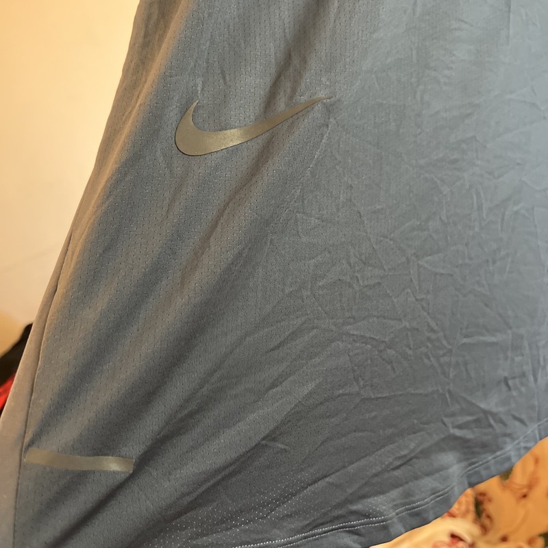 NIKE PRO TECH PACK 14 09 11 05 TRAINING TOP SHIRT Size L gallery