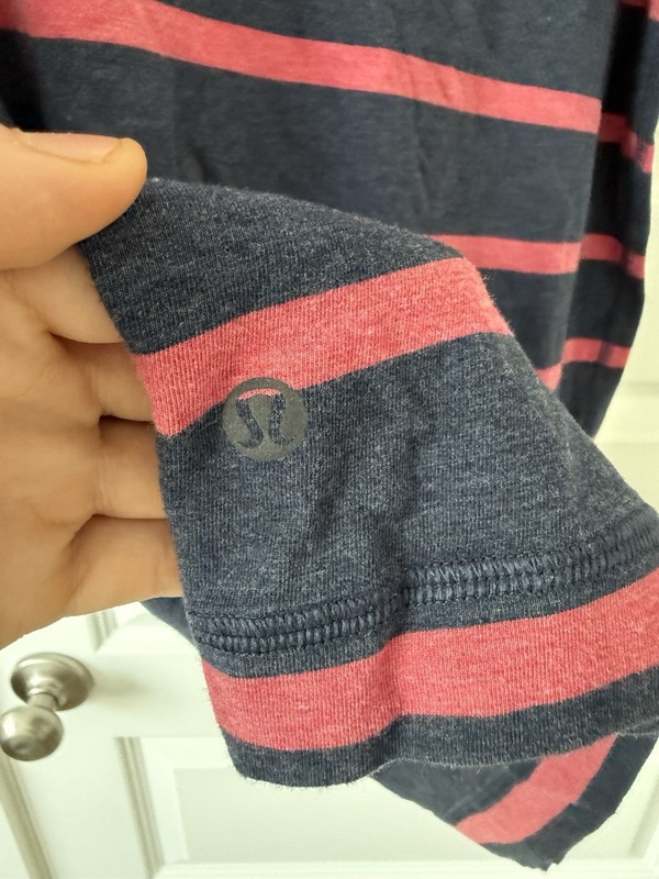 Lululemon Basic Tee Shirt Navy Blue & Red Striped Men's Sz XL No Tag gallery