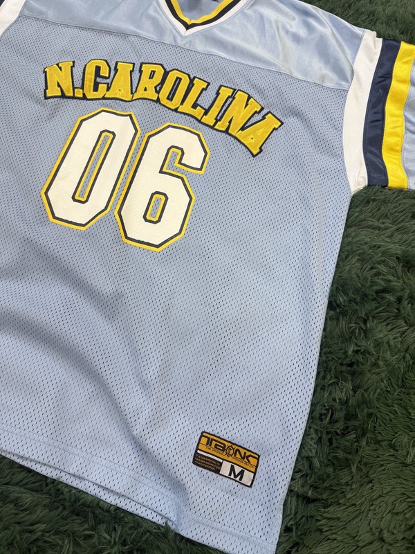 TRBNK N. Carolina 06 Activewear Mesh Football Jersey Men's M Light Blue Yellow gallery