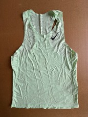 Nike Aero Swift Men’s Dri-FIT ADV Running Singlet Steam (S) FN4231-376