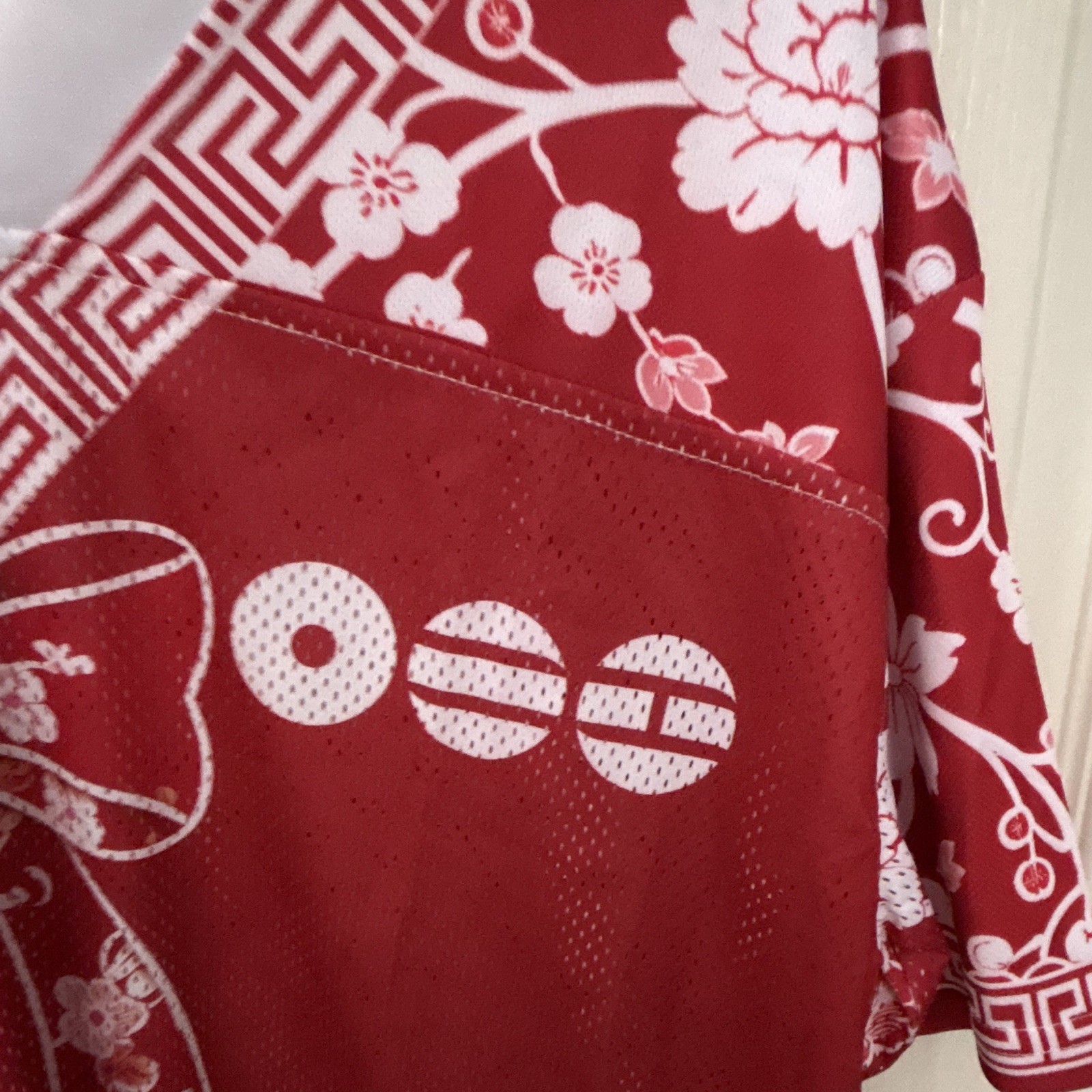 Women’s BTS Arirang Short Sleeve Never Used Breathable Jersey Top S gallery