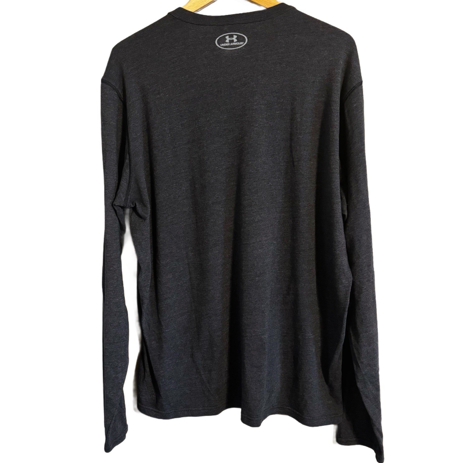 🔥RARE Under Armour 3 Button Charcoal Gray Henley Size XL gallery