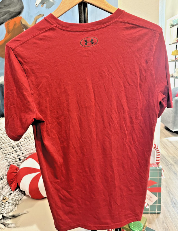 NEW Under Armour UA Sportstyle HeatGear Left Chest Logo T-Shirt 1326799 Men's S gallery