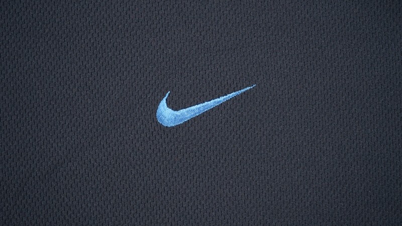Rare Vintage NIKE Small Center Swoosh Striped T Shirt 90s 2000s Silver Tag SZ L gallery