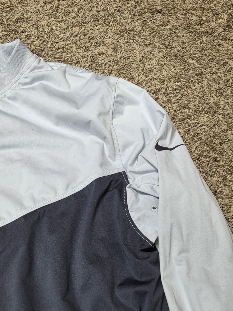 NIKE SHIELD Men's Medium Gray Standard Fit Golf Sweatshirt Long Sleeved Shirt