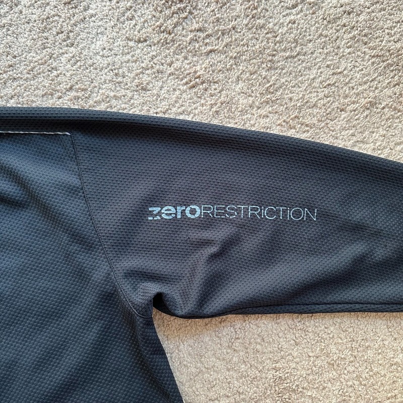 Zero Restriction Sweater Mens Large Fleece Golf Black Long Sleeve 1/4 Zip gallery