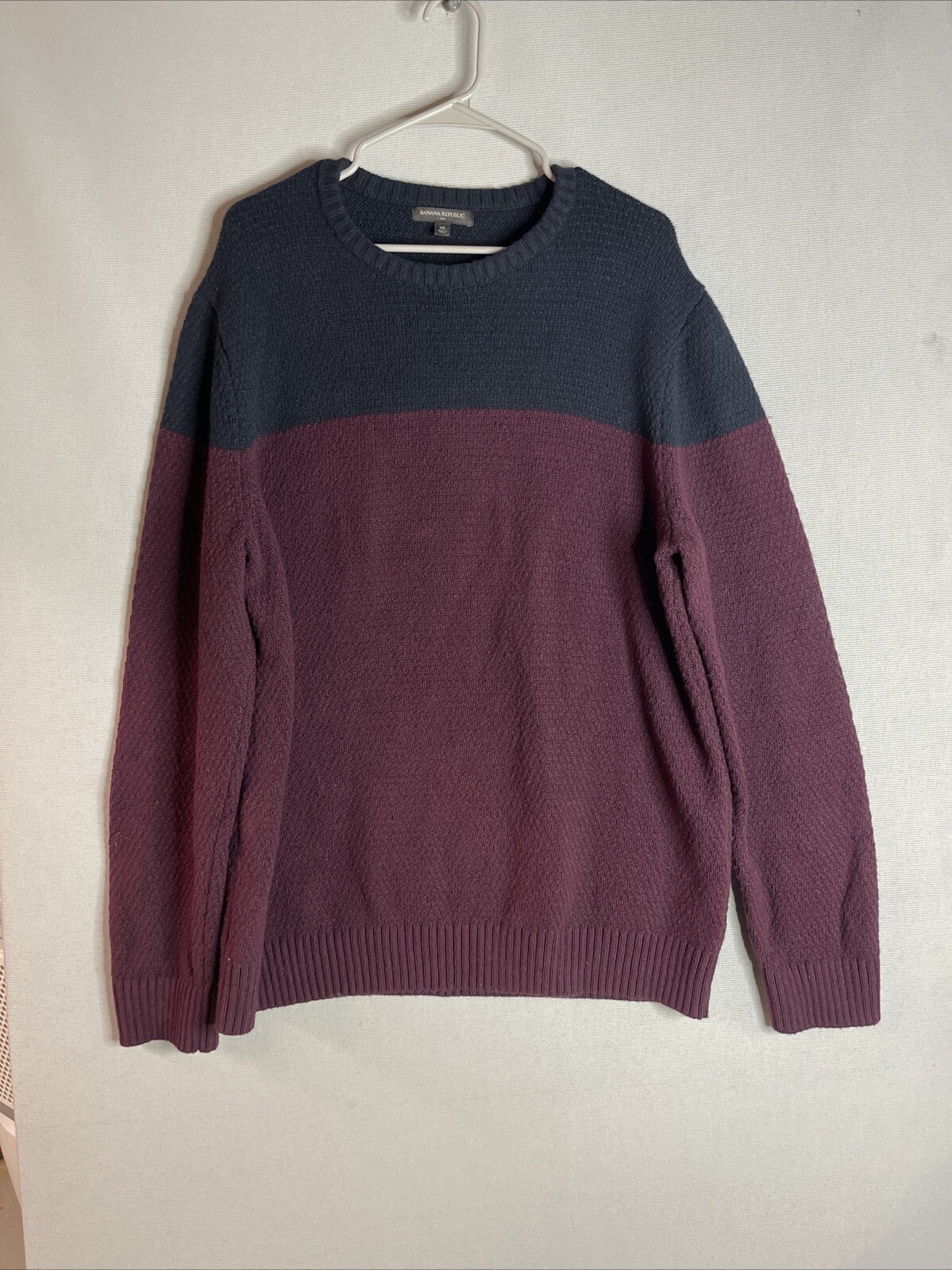 Banana Republic Sweater Mens XLarge Cotton Wool Blend Crewneck Red And Navy gallery