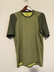 💥 Patagonia Capilene 2 Mens Medium Polartec Lightweight Shirt 💥