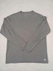 Vuori Strato Tech Crew Neck Long Sleeve Gray T Shirt Men’s M/Large V178 EUC