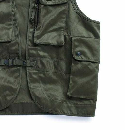 Eastlogue men's Olive Twill Jerkin Hiking Vest -size Large - retail $395 gallery