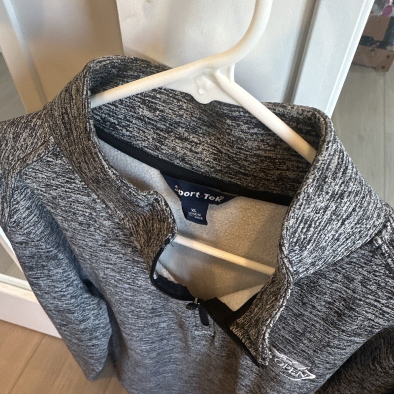 Sport-Tek Men's XL Gray US Open 1/4 Zip Pullover Activewear gallery