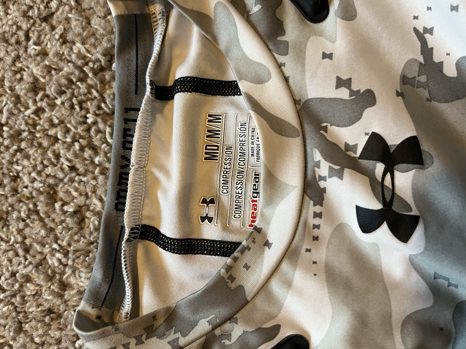 Under Armour Shirt Mens Medium Gray Camo Army Of 11 Padded Compression Football gallery
