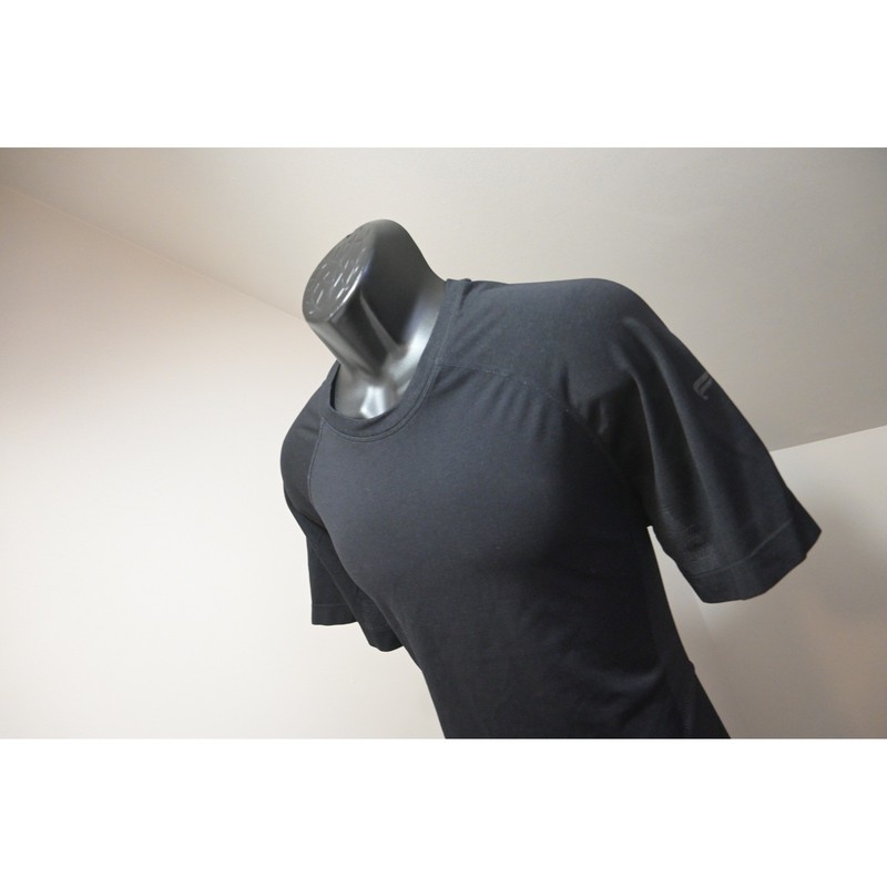 Fabletics Performance Gym T-Shirt Mens Large Black Seamless Mesh Activewear EUC gallery