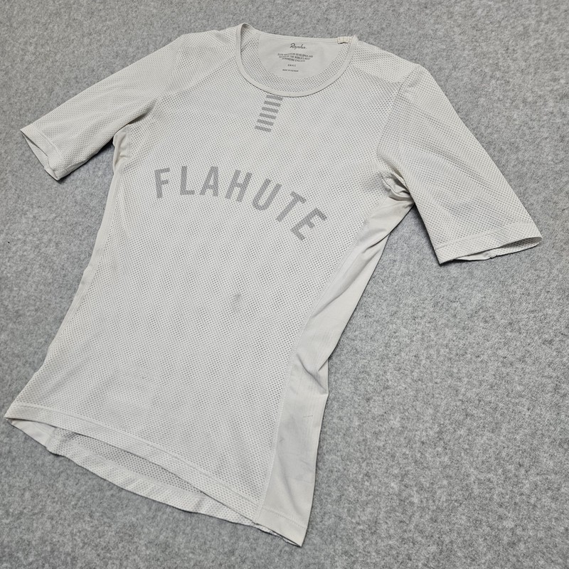 Rapha FLAHUTE Men's Lightweight Base Layer Short Sleeve White Shirt Small gallery