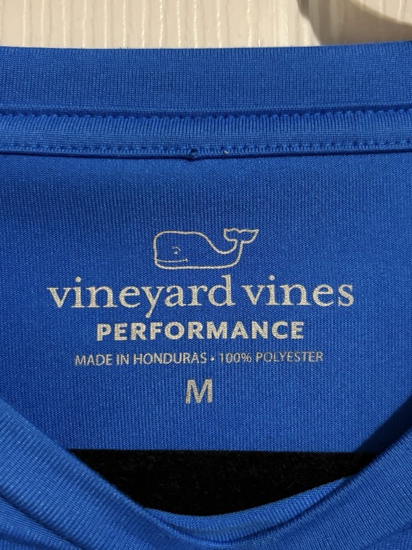 Vineyard Vines Performance Blue Crew Neck Long Sleeve Whale Graphic Tee M gallery