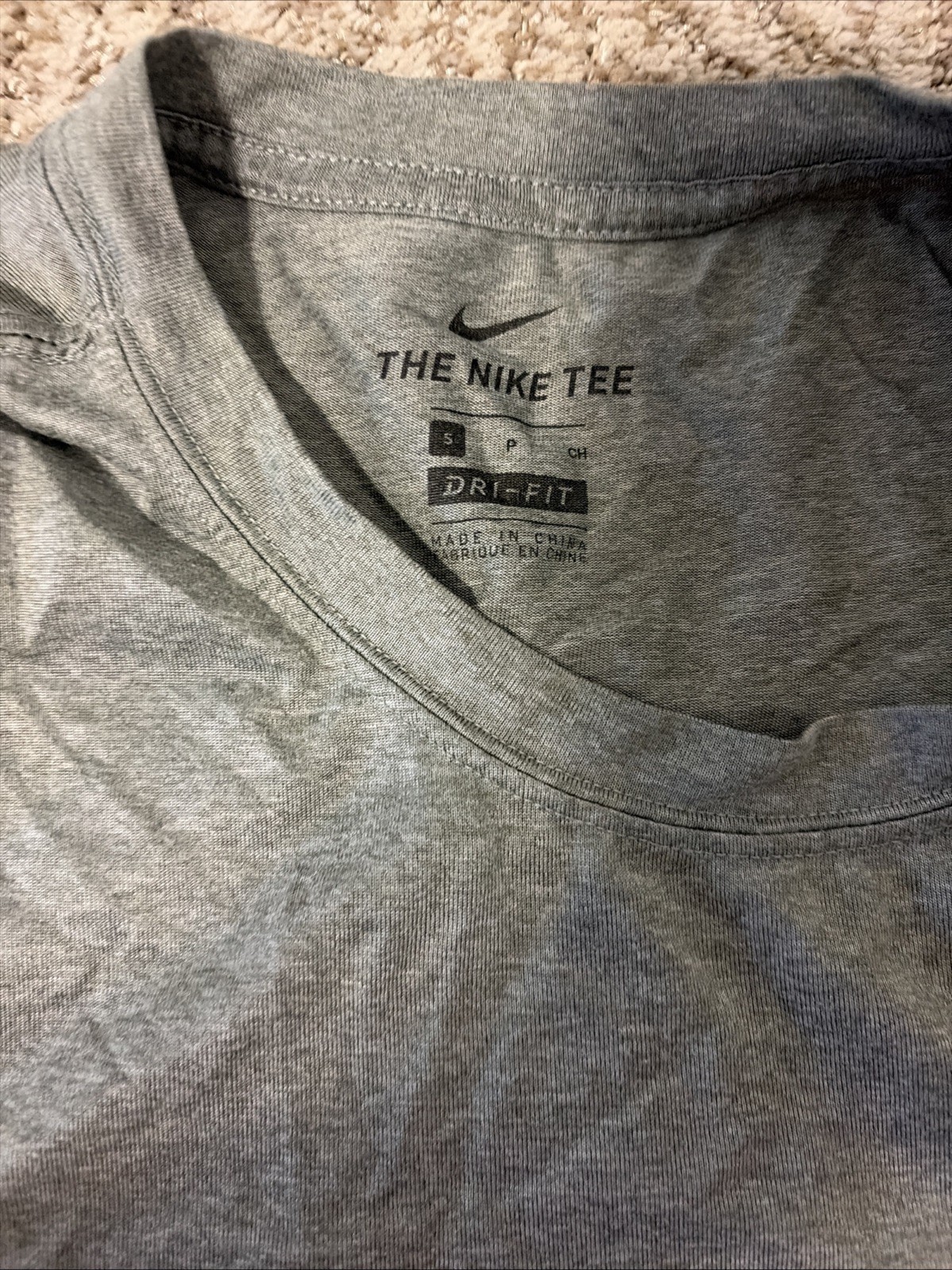 Nike Men's Gray Legend Dri-Fit Short Sleeve Active T-Shirt - S gallery