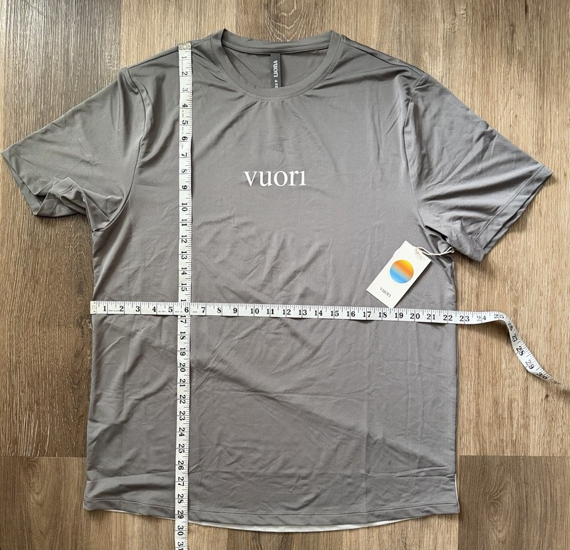 Vuori Short Sleeve Viewpoint Performance Tee 2.0 Cavern Grey Sz XL V1113-P NWT gallery