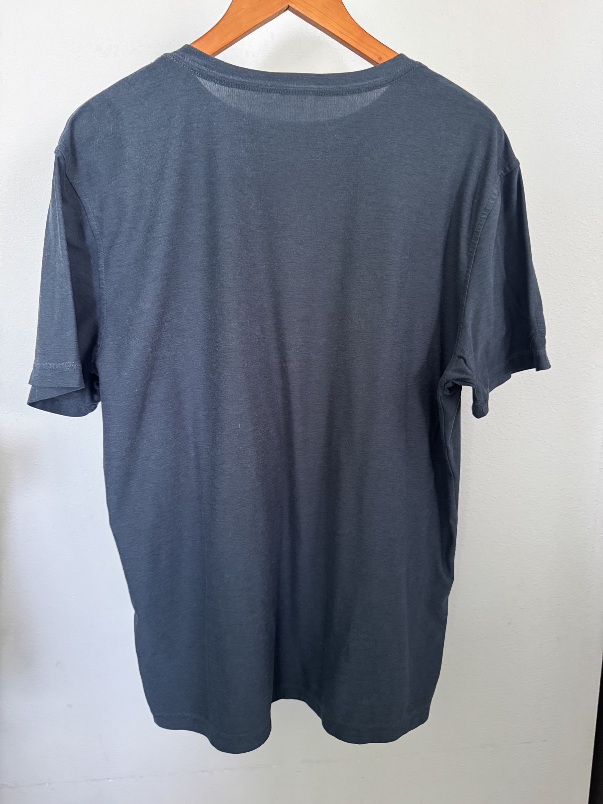Vuori Strato Tech Tee Navy Heather - Mens - Large gallery
