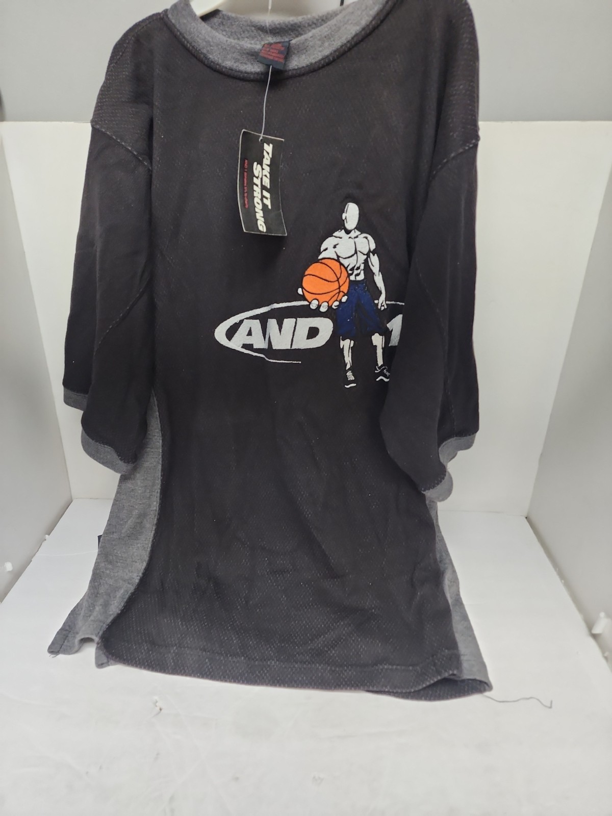 And 1 Men's Basketball Graphic Shirt Black/Gray Size Large New!!! gallery