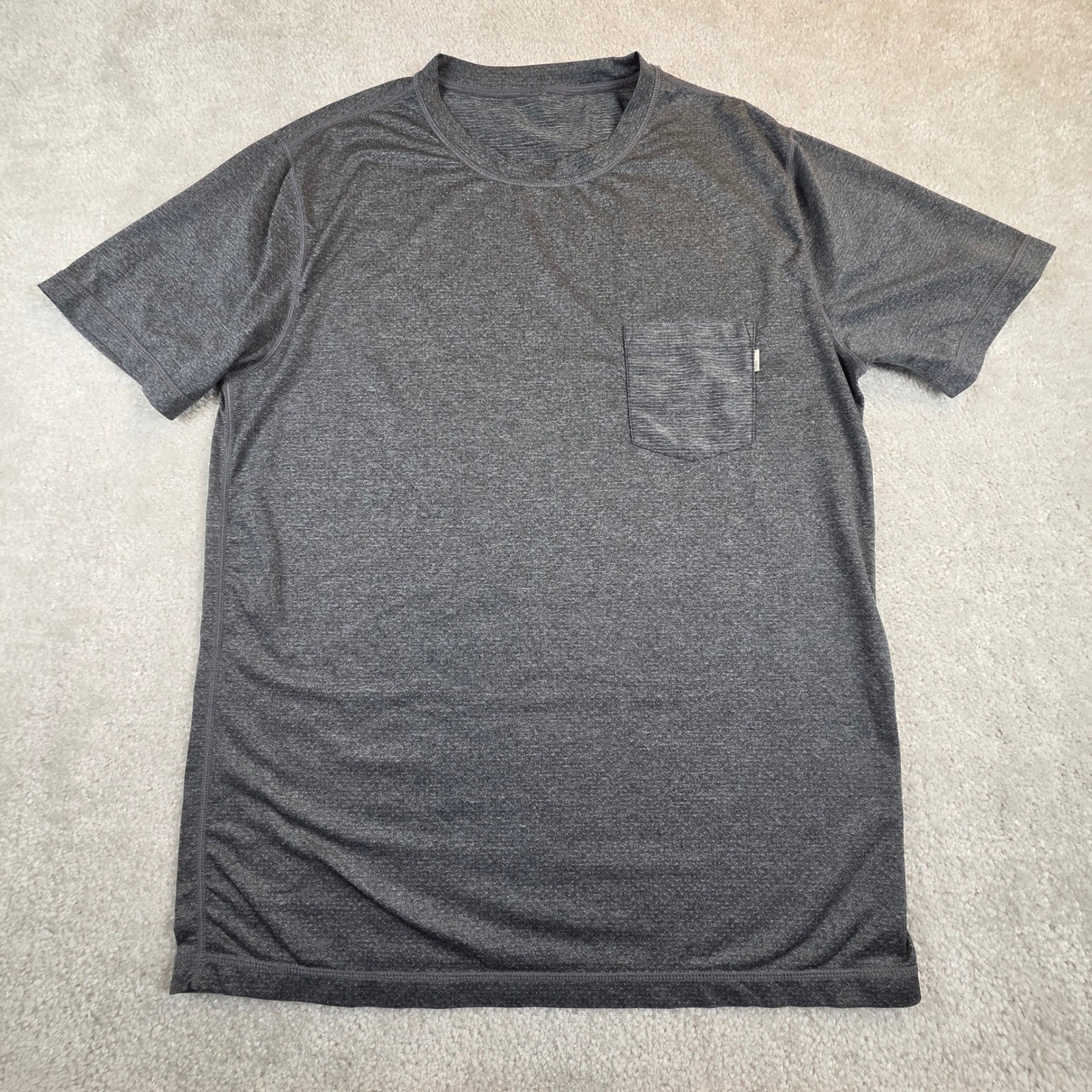 Vuori Tradewind Performance Tee Mens M Gray Lightweight Stretch gallery
