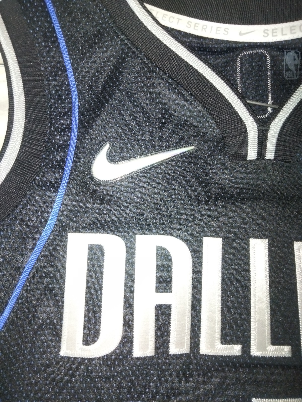 Luka Doncic Nike NBA Jersey NEW Select Series Size M Dallas Mavericks gallery