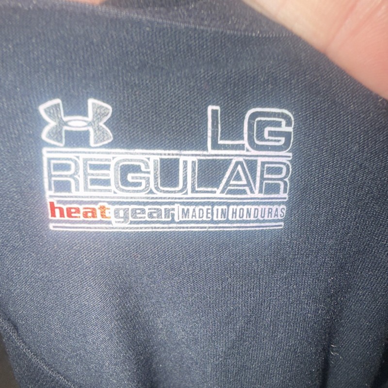 Under Armour Men's Large Regular Fit Heat Gear Black With Red Football Print gallery