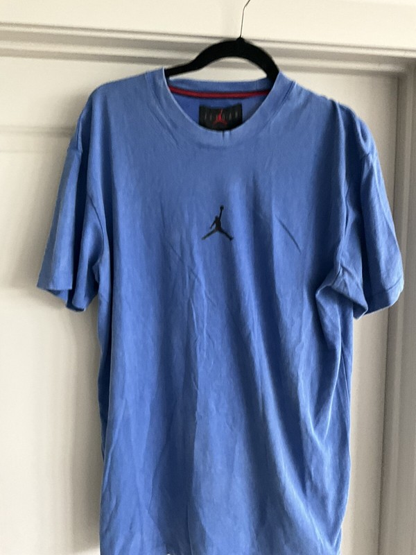 NIKE JORDAN JUMPMAN Medium BLUE SHORT Sleeve T-shirt DA2694-405 DRI FIT gallery