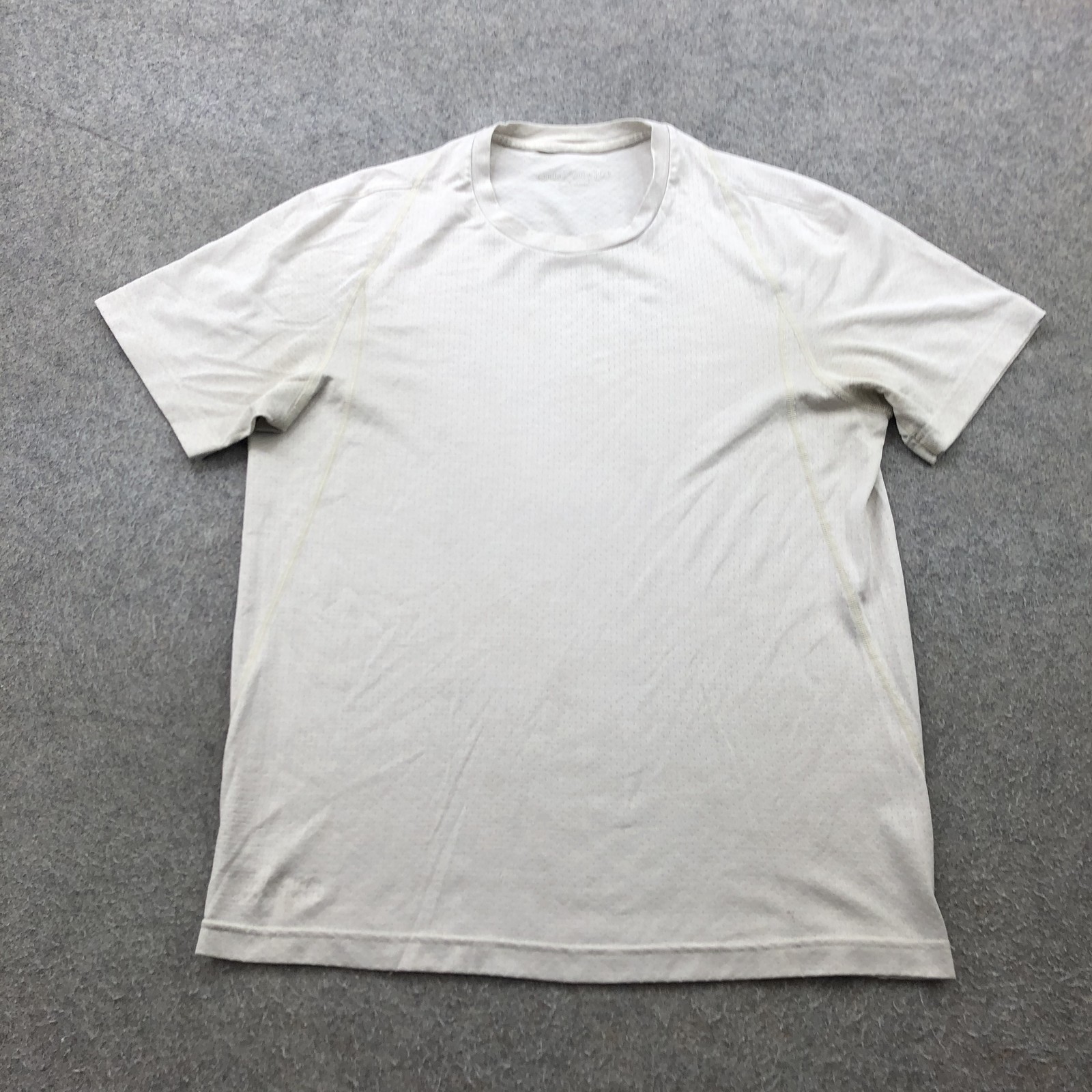 Outdoor Voices Shirt Mens Small Gray Lightweight Athletic Performance Tee S gallery