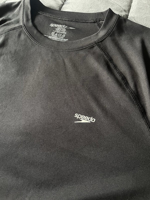 Speedo Men UPF 50+ Block The Burn Rashguard T Shirt Quick Dry Black L NWT gallery