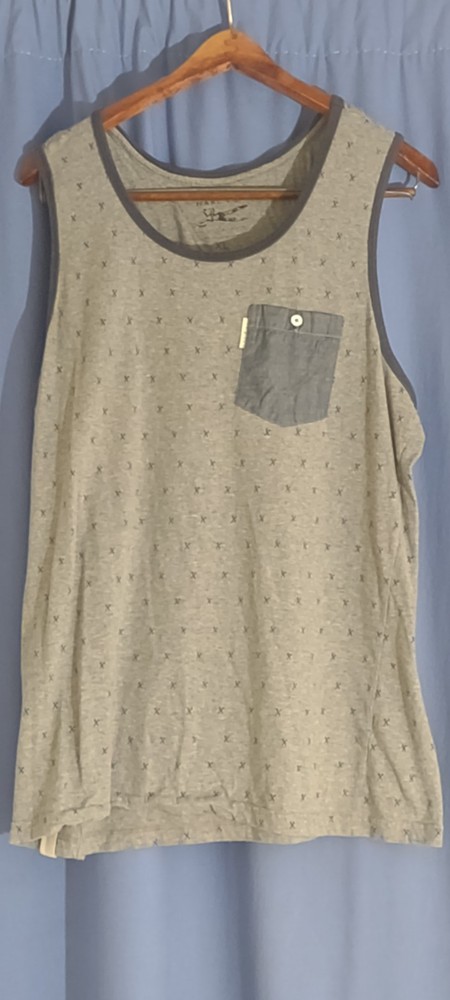 MARC ECKO CUT & SEW Tank Top With Pocket Men’s Sz XL Very Nice