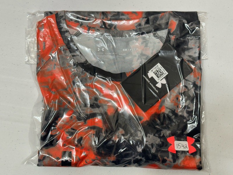 Under Armour Men’s Gray/Orange Tie Dye Short Sleeve Round Neck Stretch T-Shirt S gallery