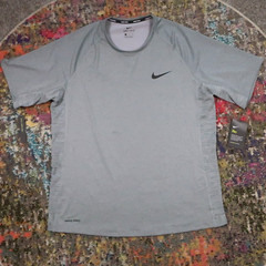Nike Pro Shirt Mens XL Gray Slim Fit Short Sleeve Dri Fit Performance NEW